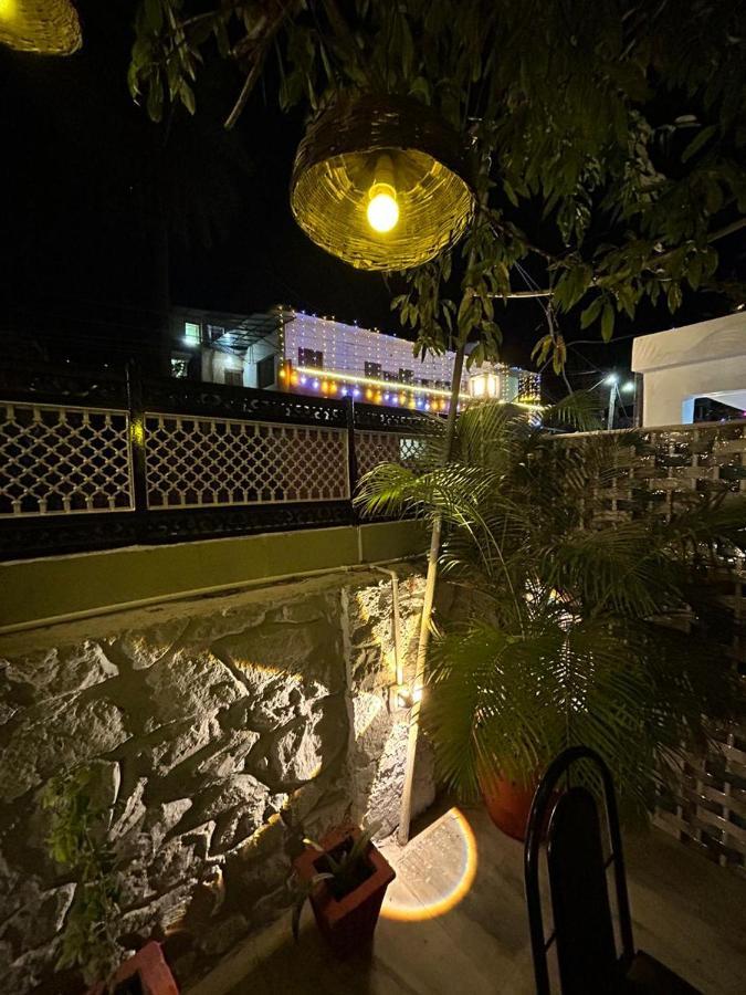 The Peach Tree Rooms Mount Âbû Extérieur photo