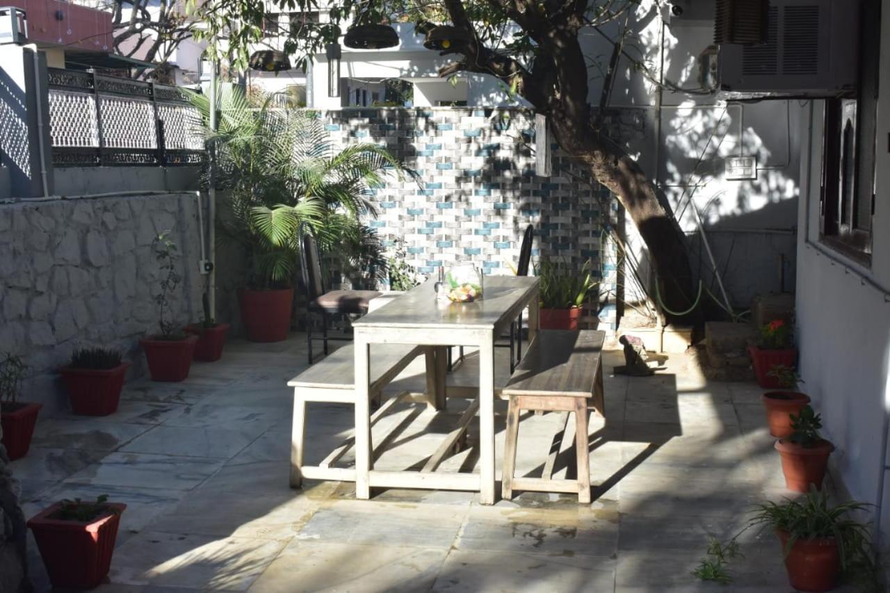 The Peach Tree Rooms Mount Âbû Extérieur photo